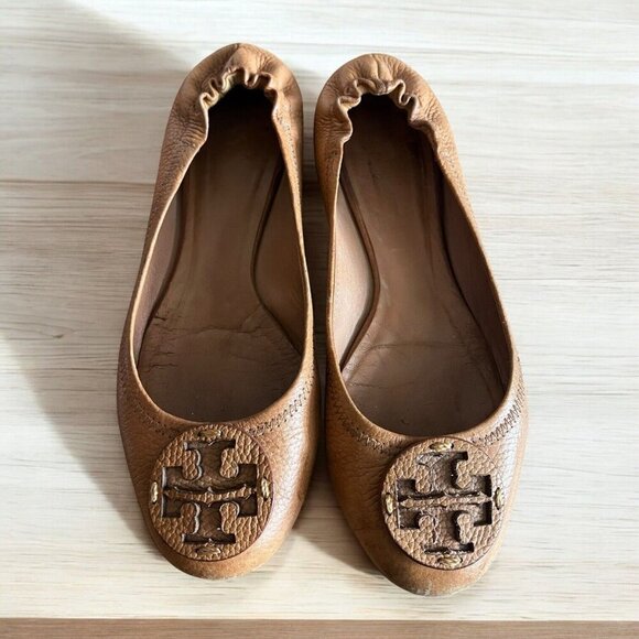 Tory Burch 9 Reva Camel Brown Tumbled Pebbled Leather Ballerina Flats Shoes - Picture 1 of 8